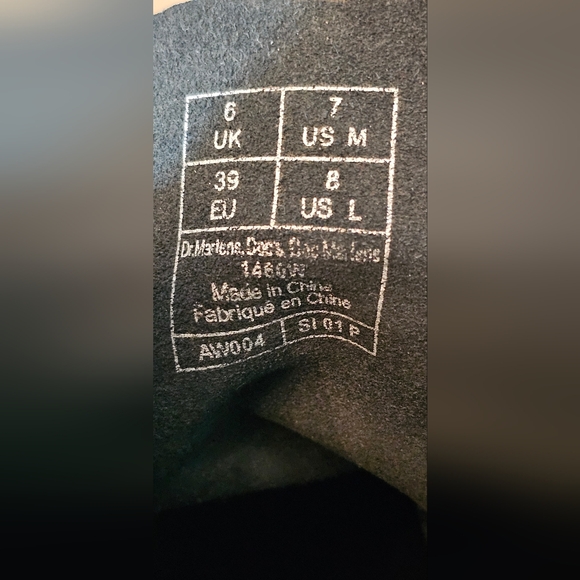 Doc Martens Dr Marten AirWair 1460W Black Smooth Women 8 Original - Picture 10 of 12